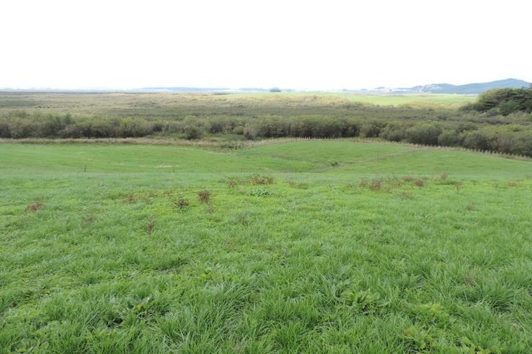 Photo of property in 669 Island Block Road, Island Block, Te Kauwhata, 3782