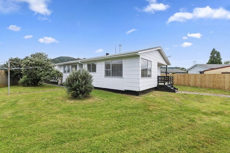 Photo of property in 53 Kawaha Point Road, Kawaha Point, Rotorua, 3010