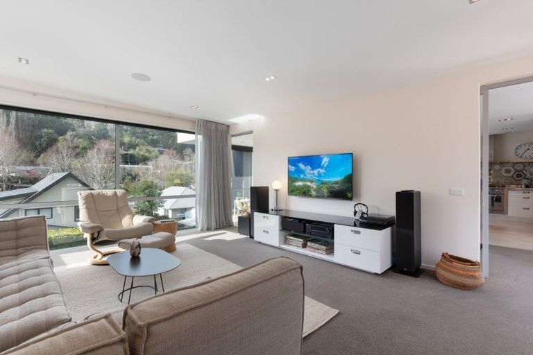 Photo of property in 72 Bowenvale Avenue, Cashmere, Christchurch, 8022