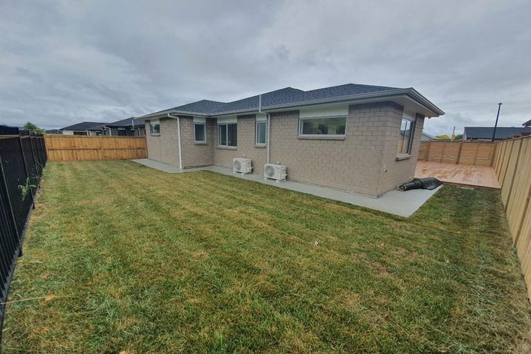 Photo of property in 23 Holcroft Street, Papakura, 2110
