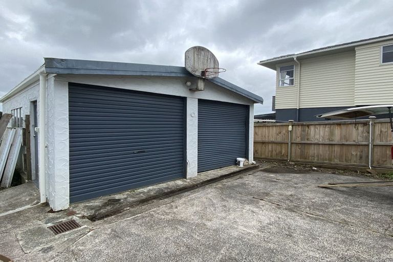 Photo of property in 147 Forest Hill Road, Henderson, Auckland, 0612
