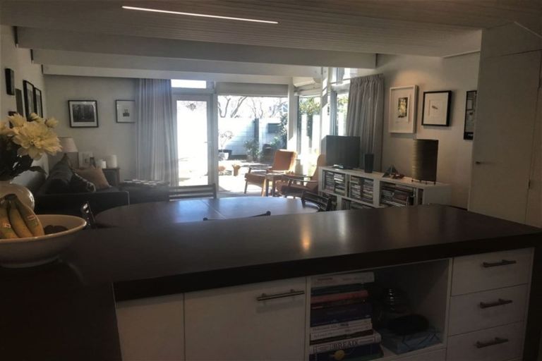 Photo of property in 106 Winchester Street, Levin, 5510