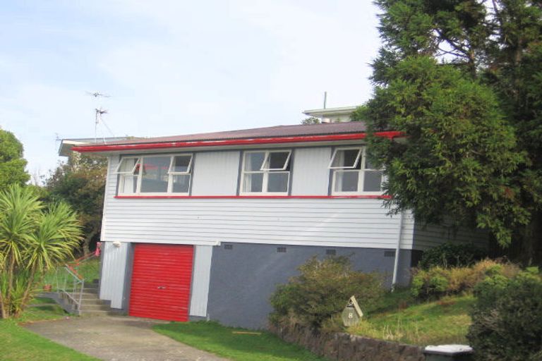 Photo of property in 8 Kimball Place, Johnsonville, Wellington, 6037