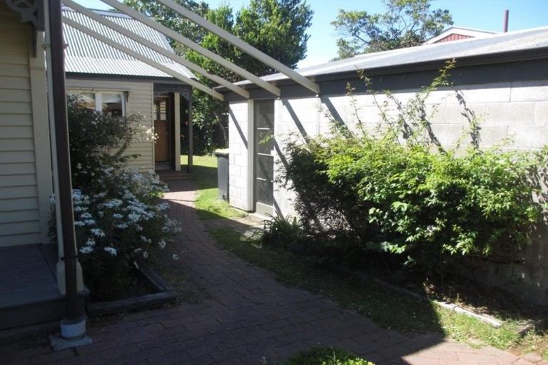 Photo of property in 59 Office Road, Merivale, Christchurch, 8014