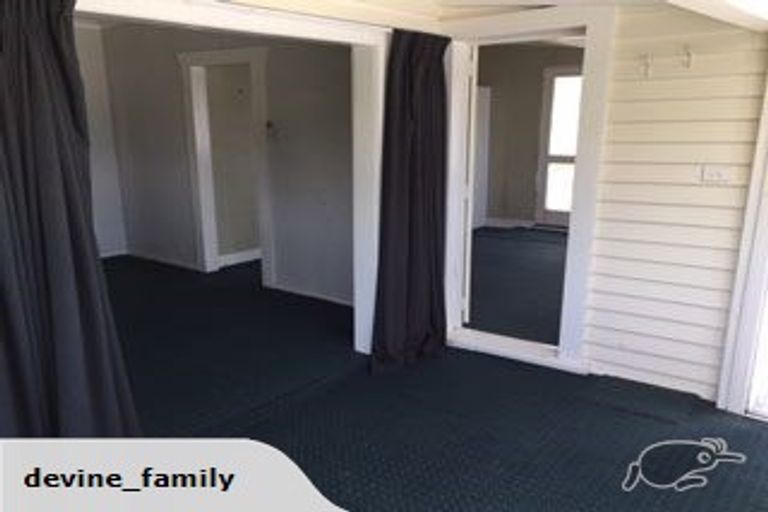 Photo of property in 28 Ngamotu Road, Moturoa, New Plymouth, 4310