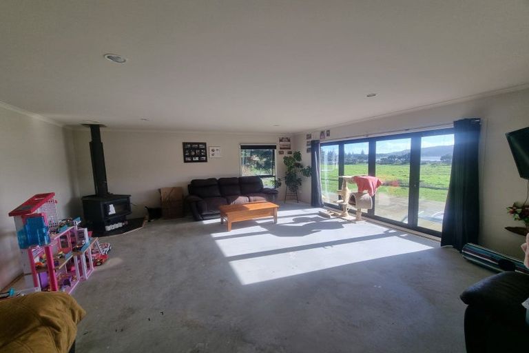 Photo of property in 8 Mangatoa Road, Marokopa, Te Kuiti, 3988