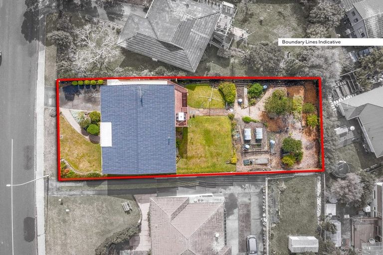 Photo of property in 10 Fairway Avenue, Red Beach, 0932