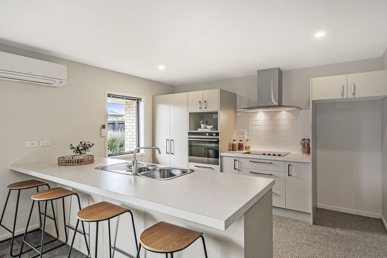 Photo of property in 34 Wallingford Crescent, Rolleston, 7615