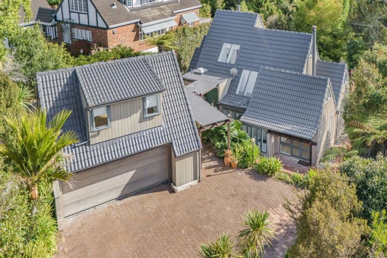 Photo of property in 94 Kowhai Road, Campbells Bay, Auckland, 0630