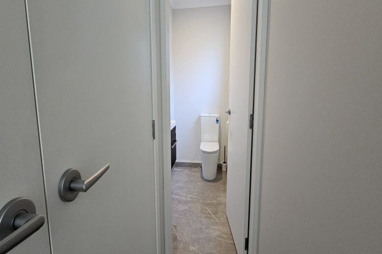 Photo of property in 32 Pembroke Road, Northland, Wellington, 6012