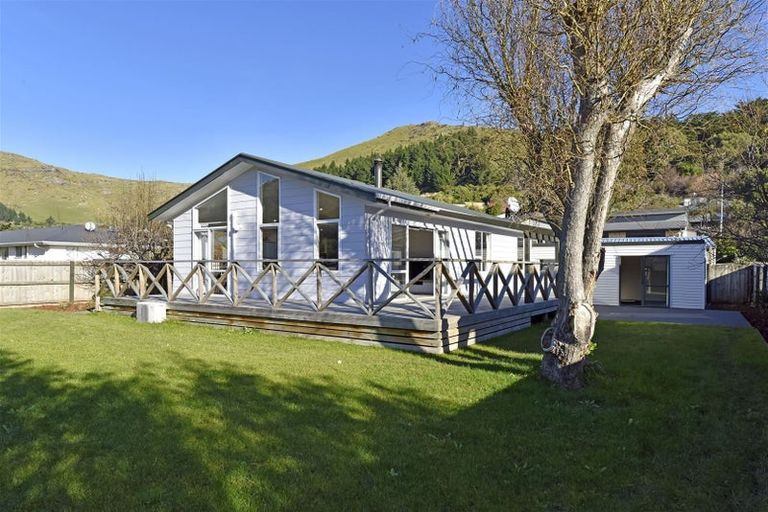 Photo of property in 3 Stedley Place, Heathcote Valley, Christchurch, 8022