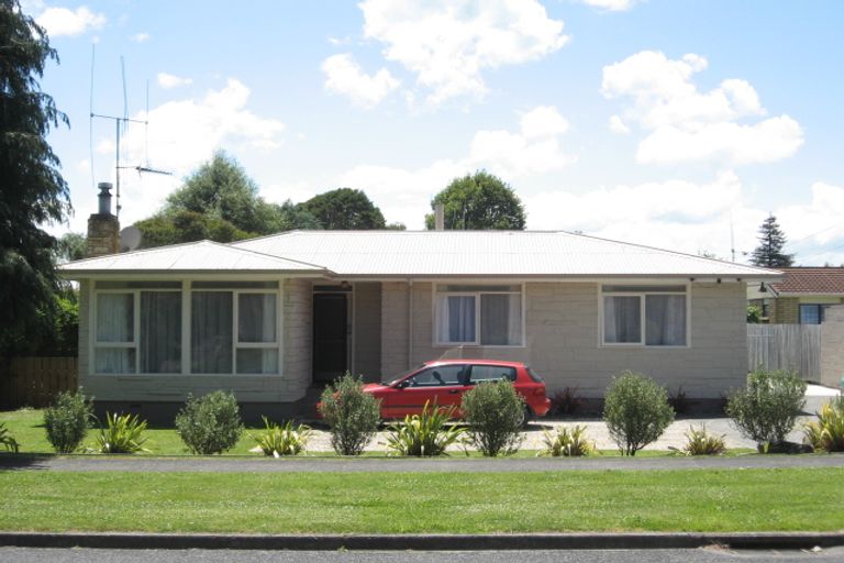 Photo of property in 49 Byron Street, Leamington, Cambridge, 3432