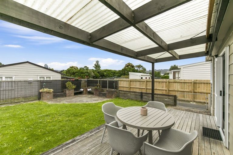 Photo of property in 11 Baldwin Street, Moera, Lower Hutt, 5010