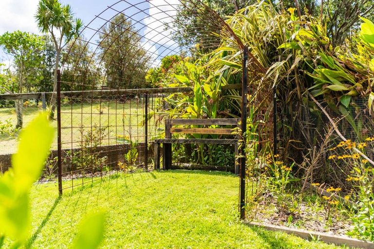 Photo of property in 214a Hurndall Street West, Maungaturoto, 0520