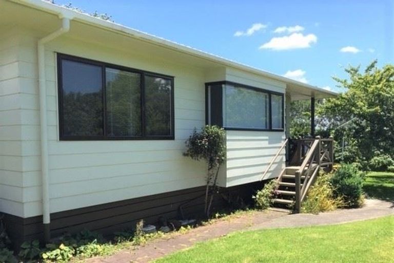Photo of property in 13 Punga Road, Whenuapai, Auckland, 0618