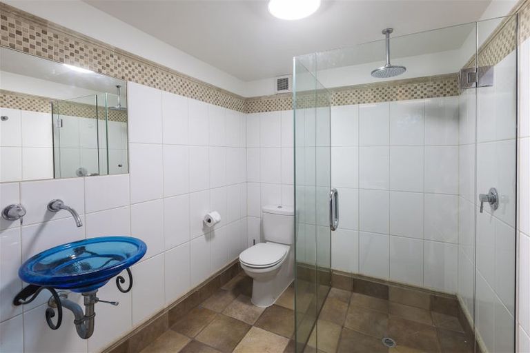 Photo of property in 87 Merivale Lane, Merivale, Christchurch, 8014