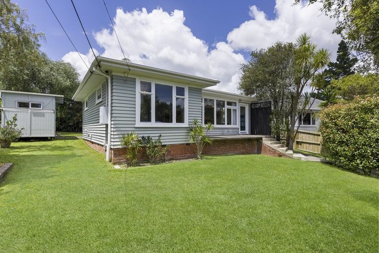 Photo of property in 2/41 Brandon Road, Glen Eden, Auckland, 0602