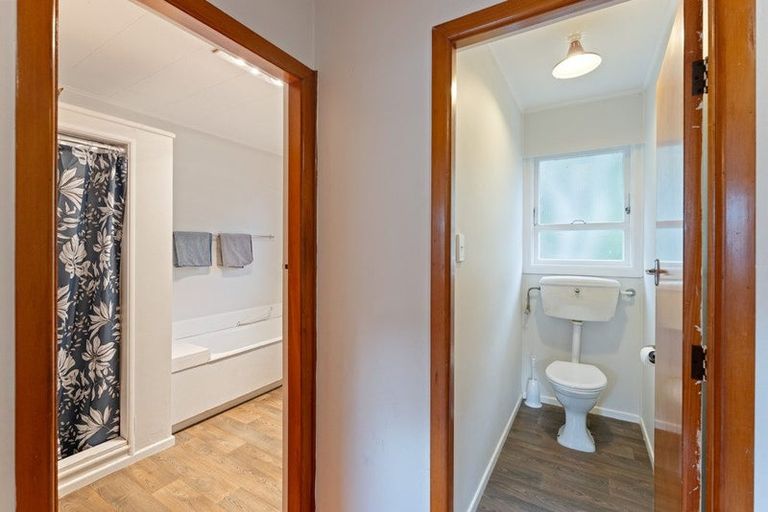 Photo of property in 26a Tilley Road, Paekakariki, 5034