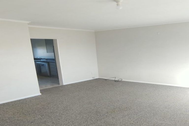 Photo of property in 2/3 Camp Street, Silverstream, Upper Hutt, 5019