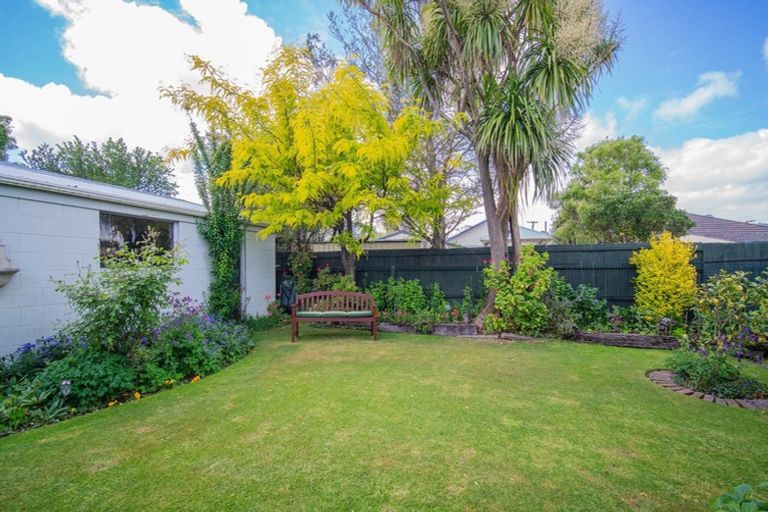 Photo of property in 8 Bletsoe Avenue, Spreydon, Christchurch, 8024