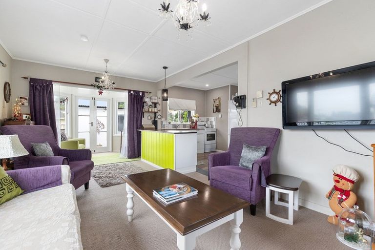 Photo of property in 1 Pickett Place, Morrinsville, 3300