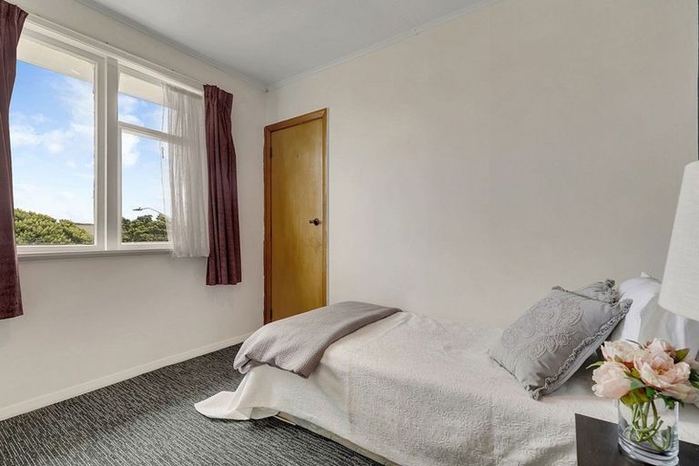 Photo of property in 172 Warspite Avenue, Waitangirua, Porirua, 5024