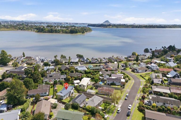 Photo of property in 14 Rangataua Street, Welcome Bay, Tauranga, 3112