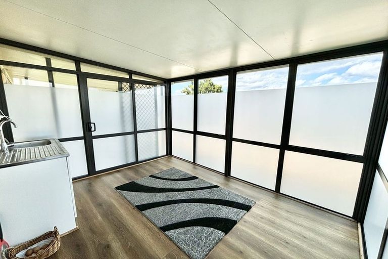 Photo of property in 51 James Laurie Street, Henderson, Auckland, 0612