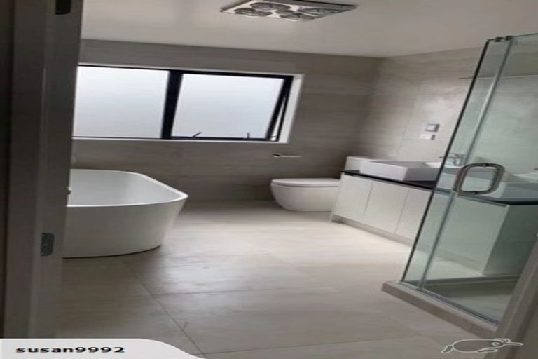 Photo of property in 6 Pahekeheke Road, Karaka, Papakura, 2113