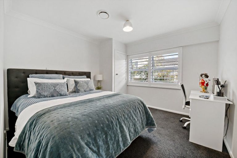 Photo of property in 81 Bleakhouse Road, Howick, Auckland, 2014