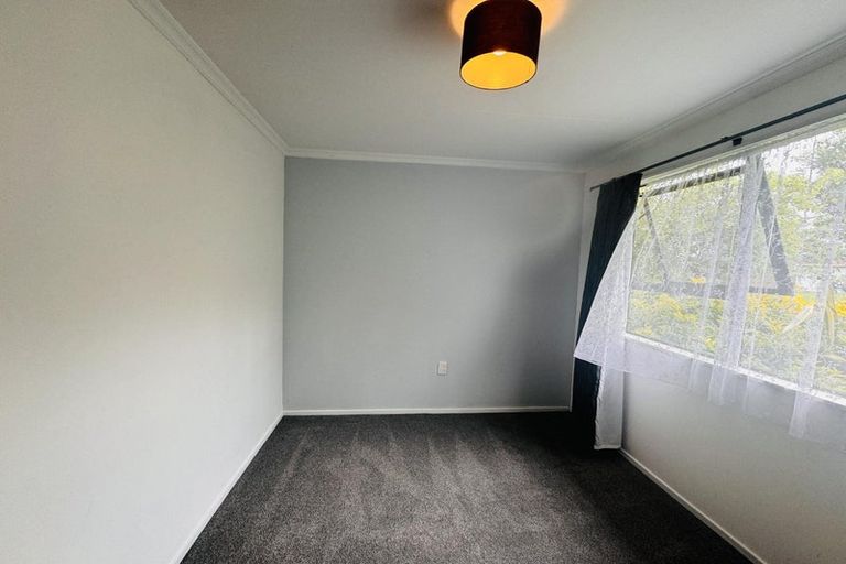 Photo of property in 50 Hillcrest Drive, Kelvin Grove, Palmerston North, 4414