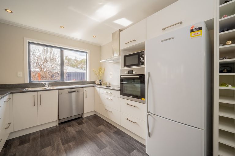 Photo of property in 14a Scotland Street, Roxburgh, 9500