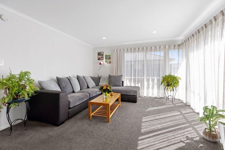 Photo of property in 2/492 Otumoetai Road, Otumoetai, Tauranga, 3110