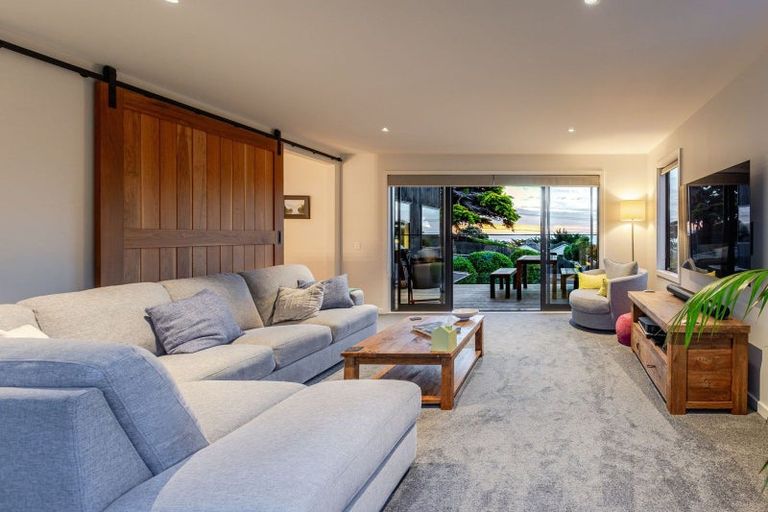 Photo of property in 24 Rosetta Road, Raumati South, Paraparaumu, 5032