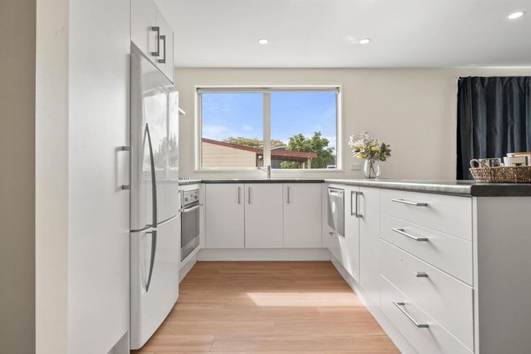 Photo of property in 21 Lenton Street, Aranui, Christchurch, 8061