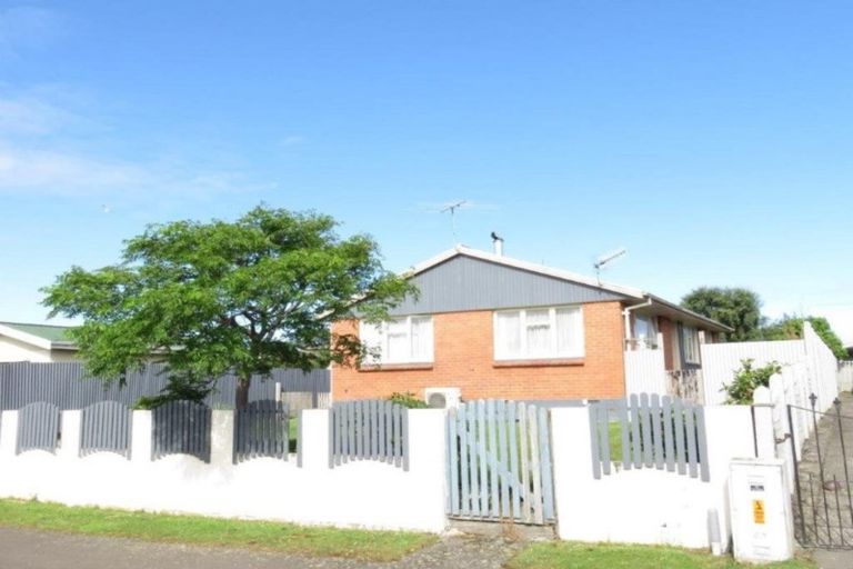 Photo of property in 303 Conyers Street, Strathern, Invercargill, 9812