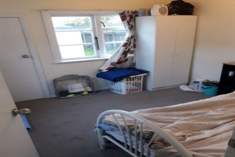 Photo of property in 1/12 Norfolk, Belmont, Lower Hutt, 5010