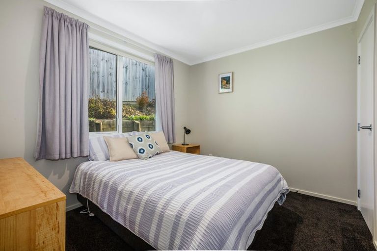 Photo of property in 11 Banks Boulevard, Whitby, Porirua, 5024