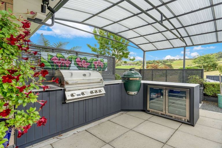 Photo of property in 306a Inland Road, Helensville, 0875