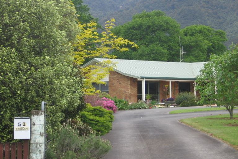 Photo of property in 52 Stirling Street, Te Aroha, 3320