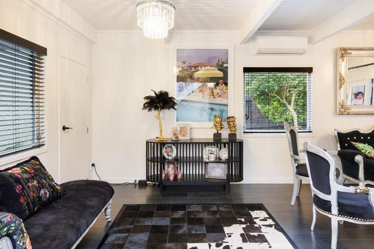 Photo of property in 41 Manuka Street, Hokowhitu, Palmerston North, 4410