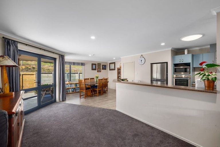 Photo of property in 20 Admiralty Place, Waikawa, Picton, 7220