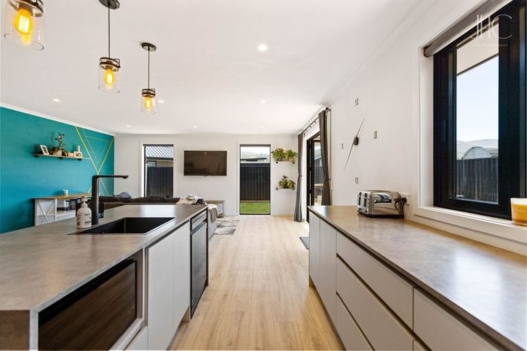 Photo of property in 22 Smitham Drive, Cromwell, 9310