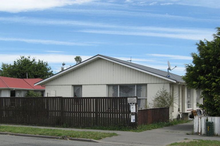 Photo of property in 1/21 Pateke Place, Bromley, Christchurch, 8062