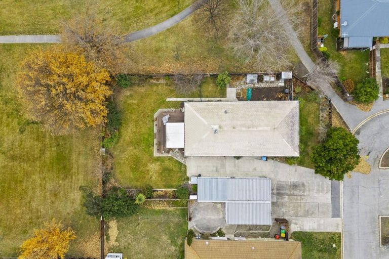 Photo of property in 10 Westmoreland Place, Cromwell, 9310