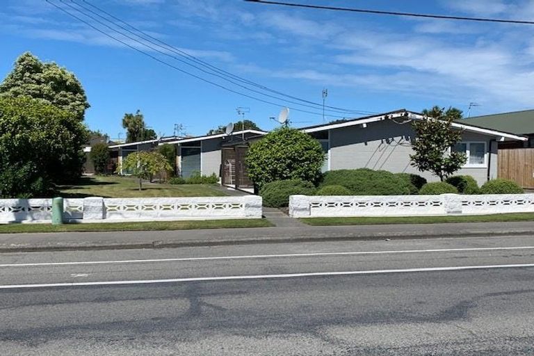 Photo of property in 594 Barbadoes Street, Edgeware, Christchurch, 8013