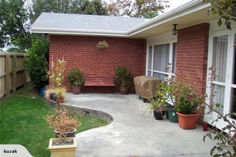 Photo of property in 9 Ashcroft Place, Burnside, Christchurch, 8053