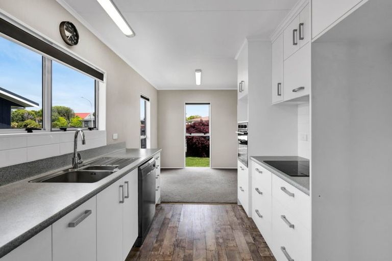 Photo of property in 1 Penrod Drive, Bell Block, New Plymouth, 4312