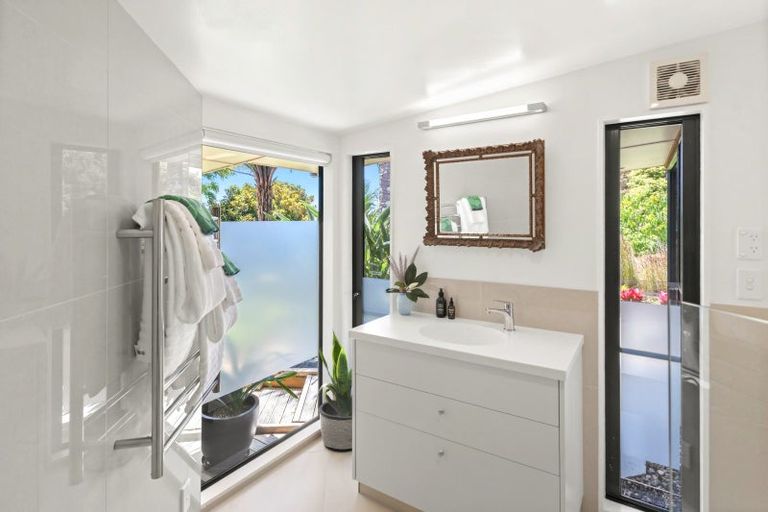 Photo of property in 12 Keridale Lane, Kerikeri, 0230