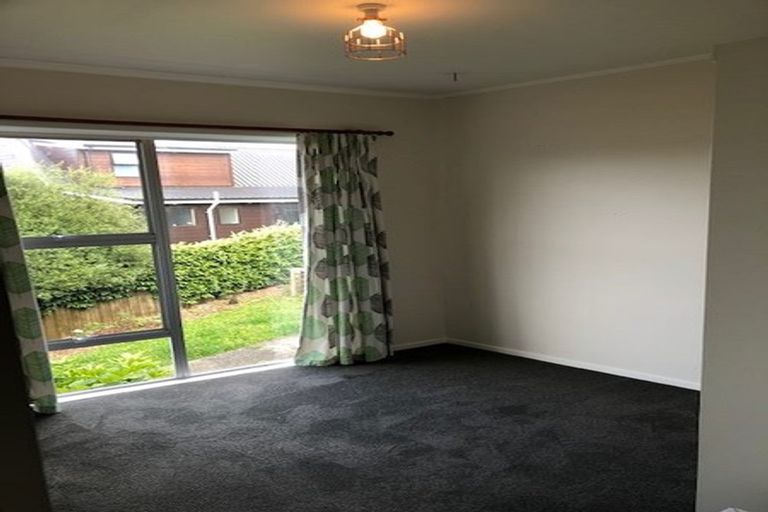 Photo of property in 101 Captain Scott Road, Glen Eden, Auckland, 0602